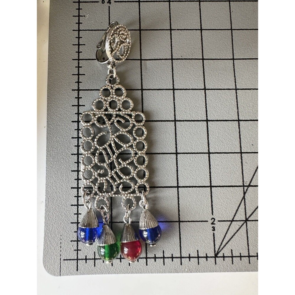 Vintage Silver Crown Trifari Filigree Glass Beaded  Clip On Drop Earrings - Picture 7 of 8